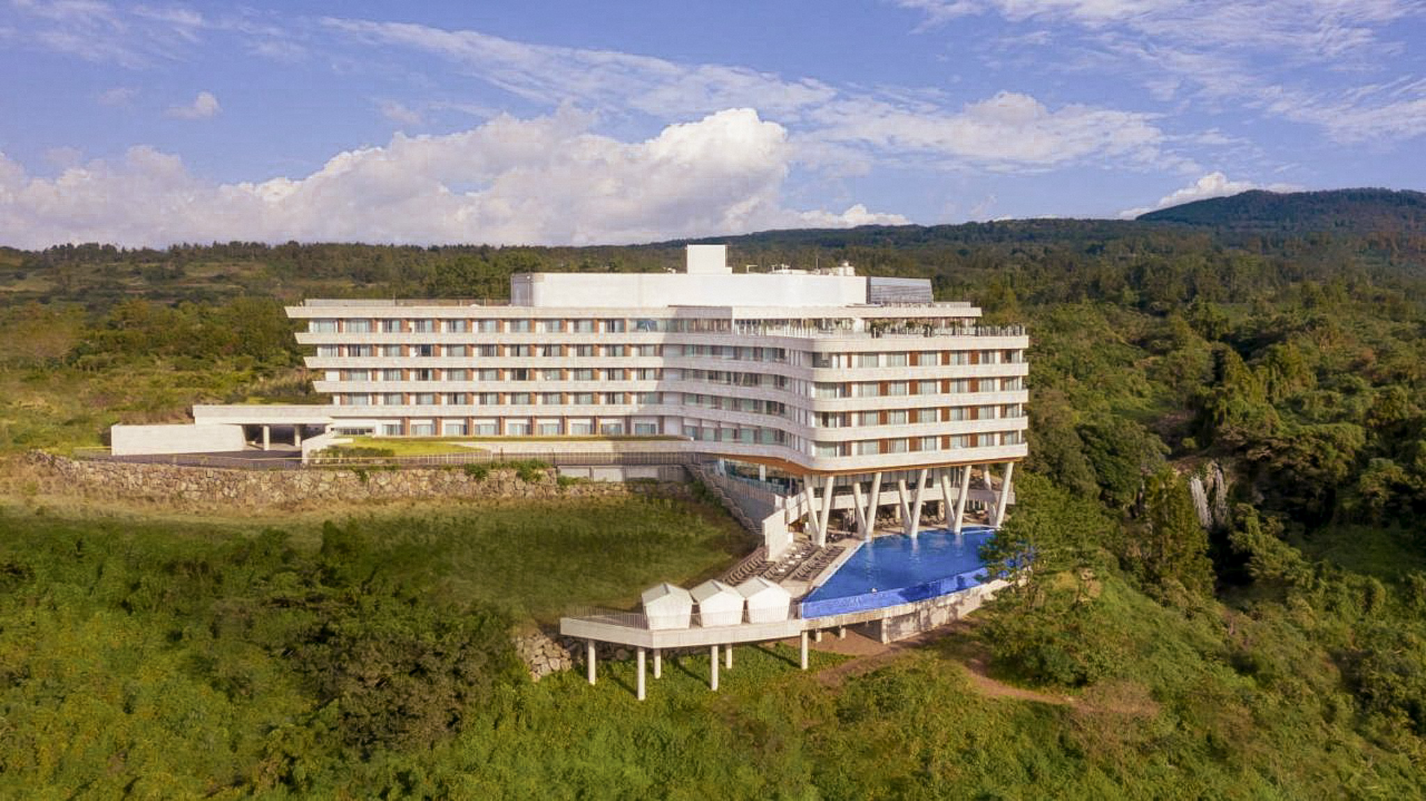 Hidden Cliff Hotel & Nature