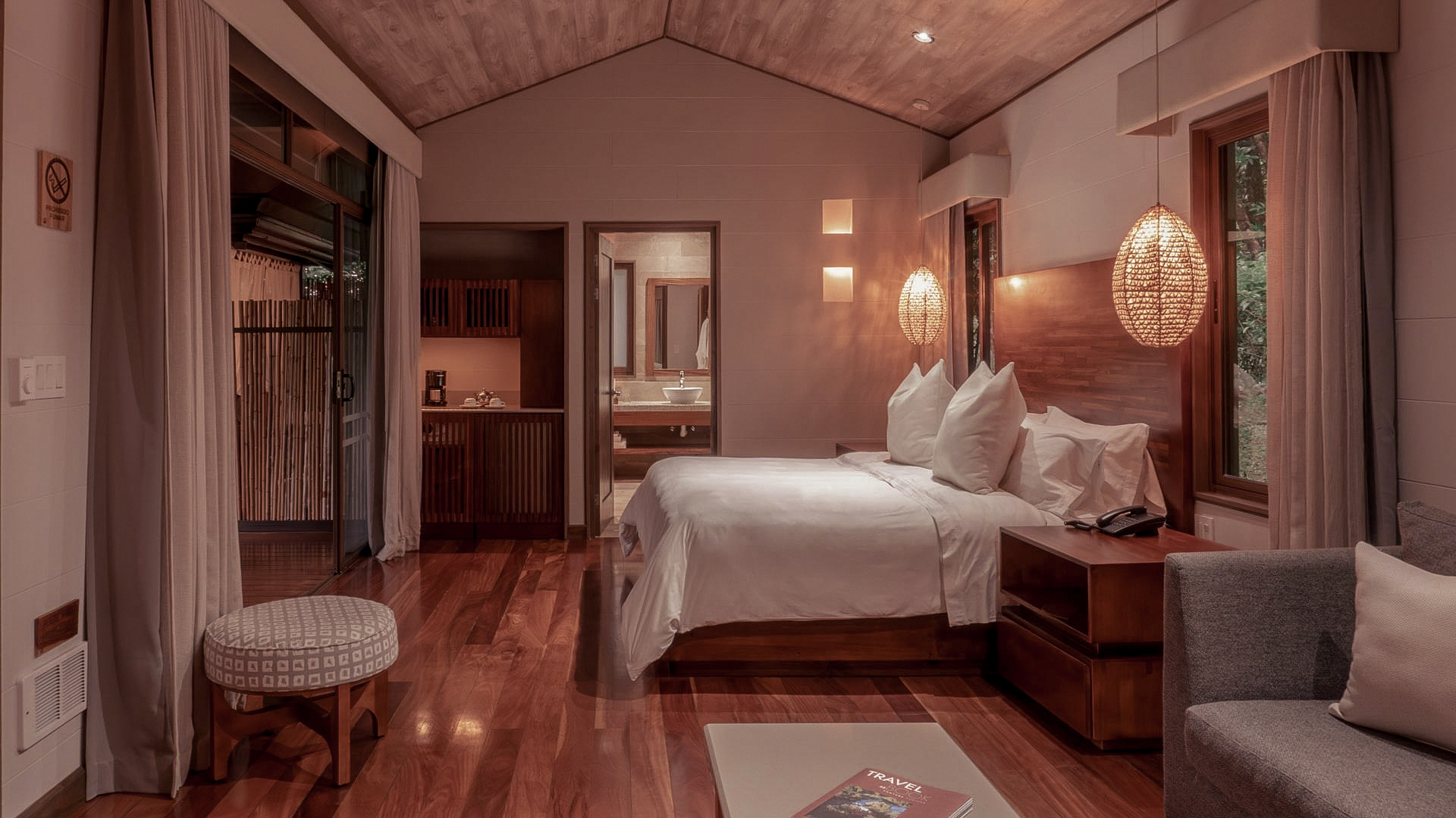 El Silencio Lodge