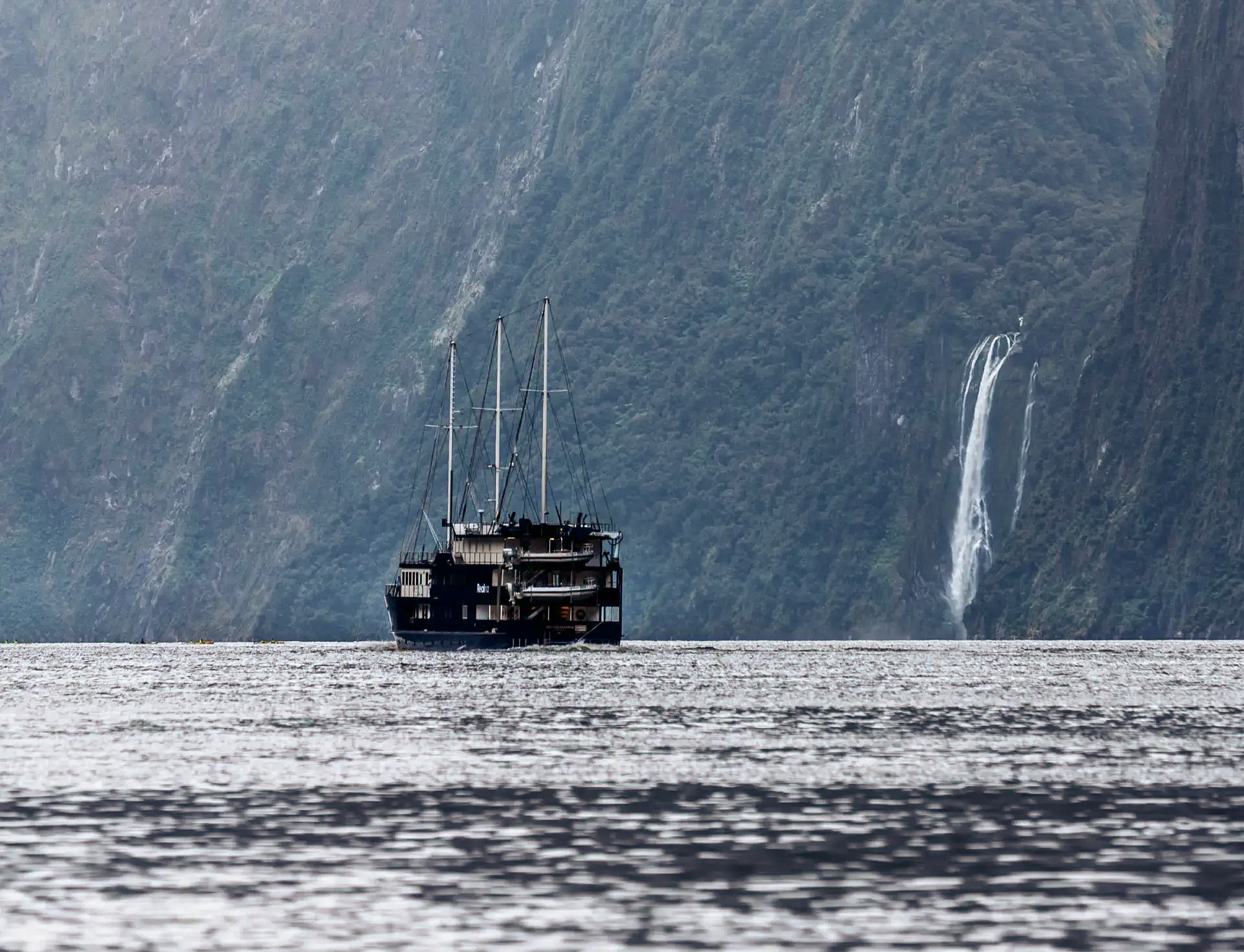 Milford Mariner Cruise